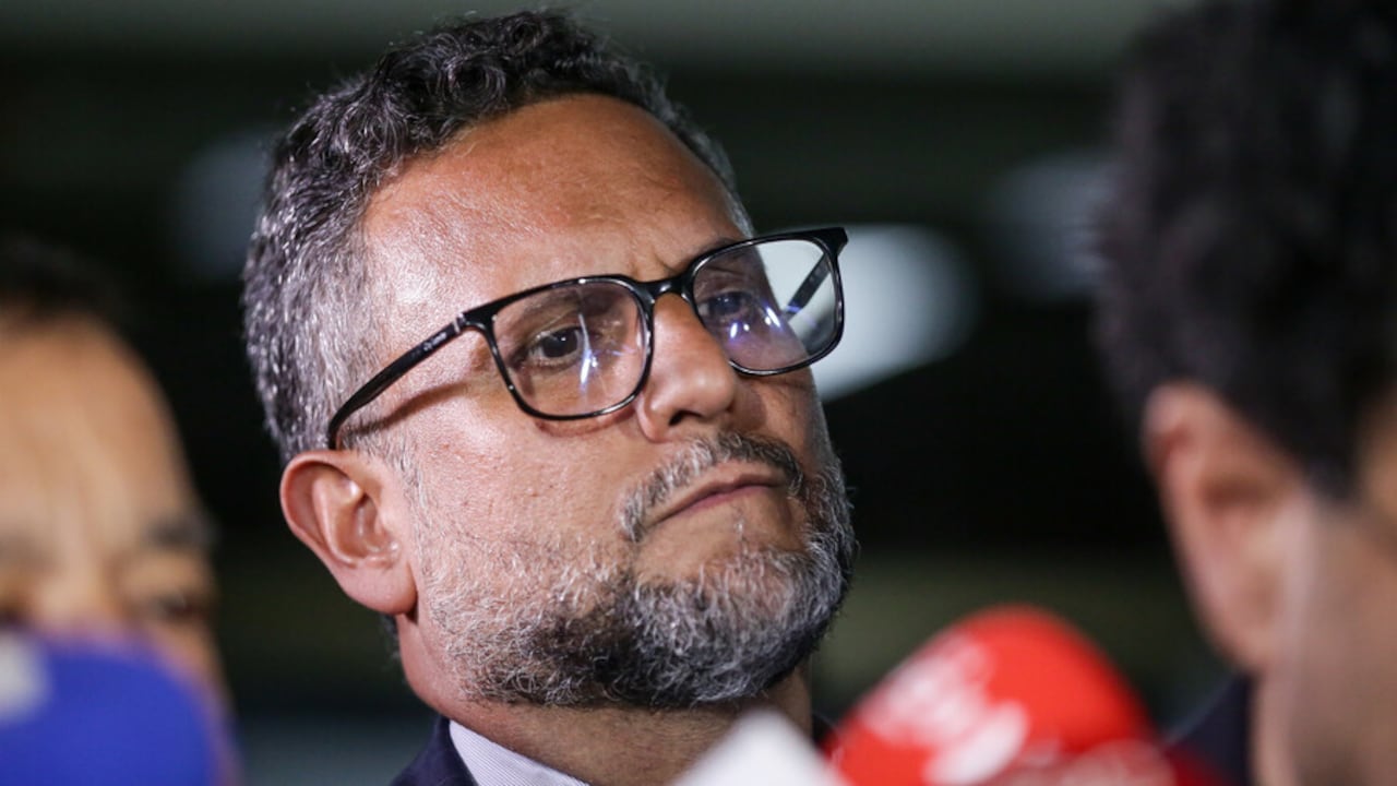El expresidente Álvaro Uribe Vélez pidió investigar al abogado Miguel Ángel del Río.