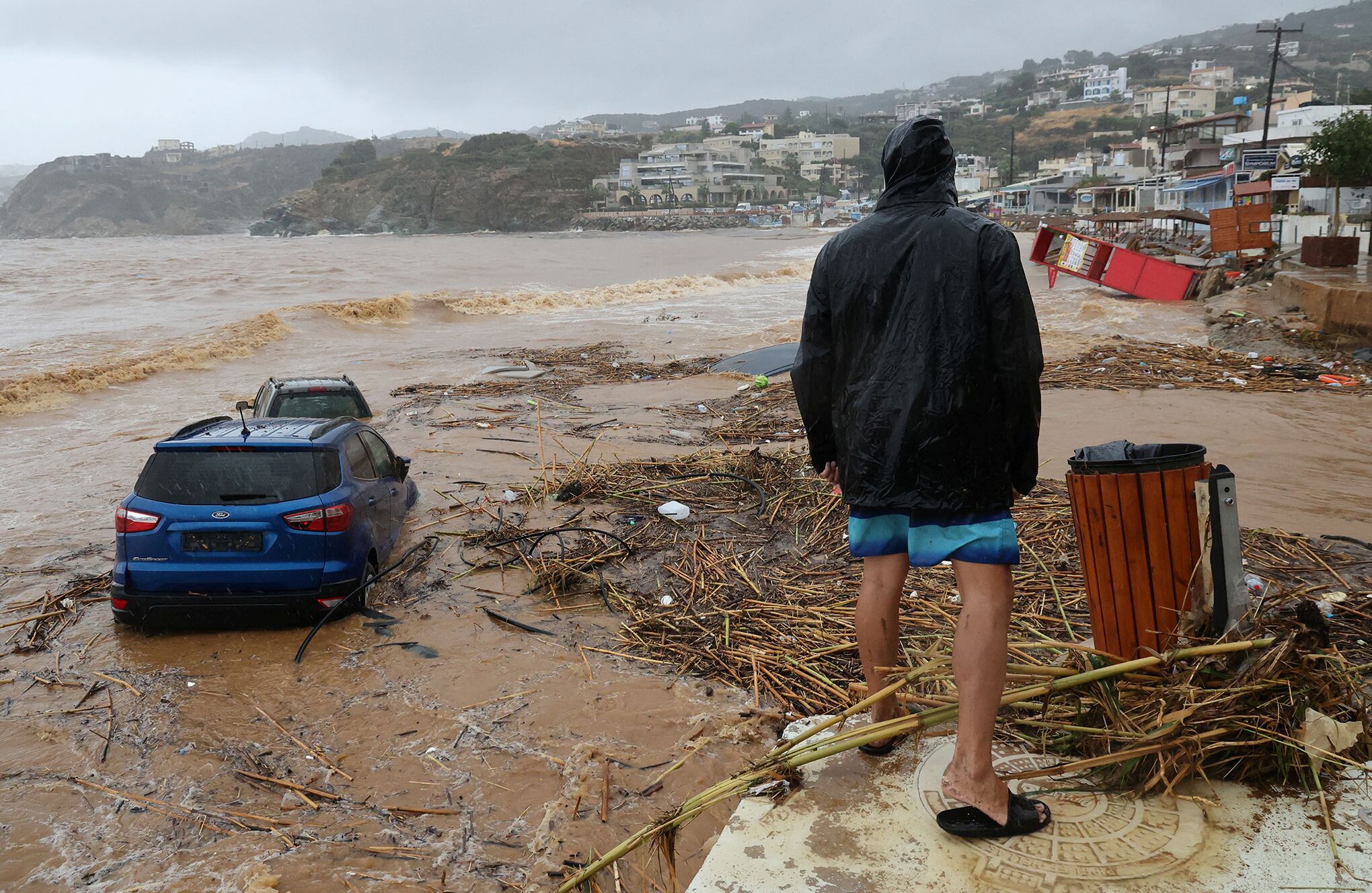 En imágenes : Inundaciones mortales en la isla griega de Creta