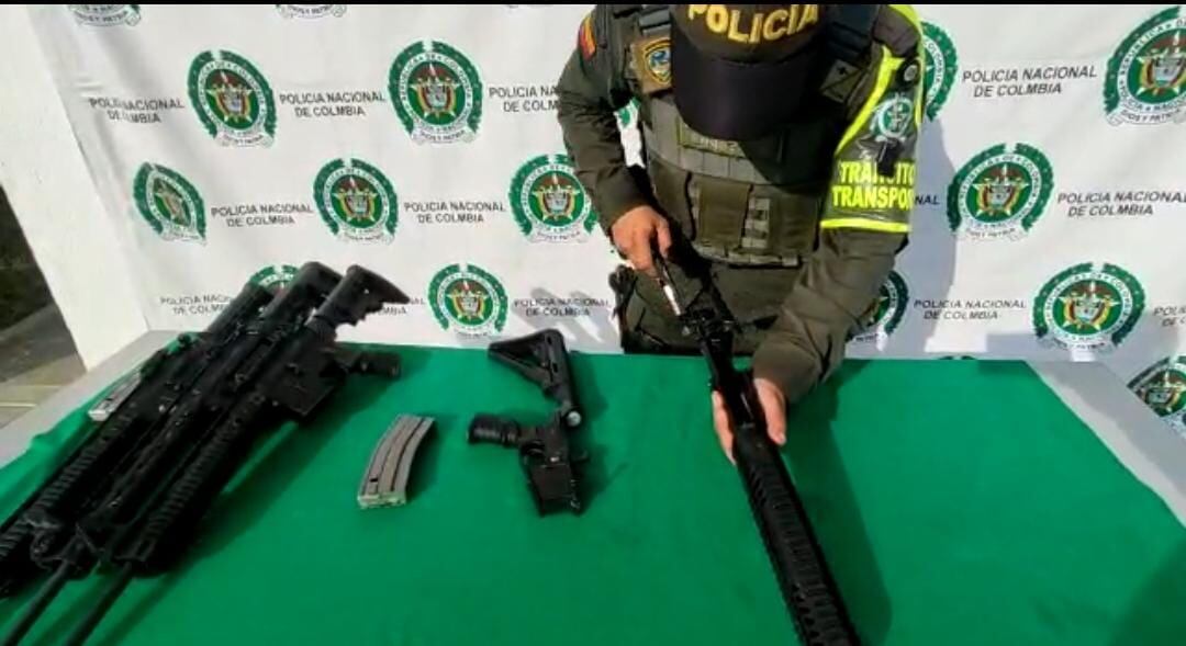 Los fusiles de asalto decomisados por la Policía tienen un costo superior a los 160 millones de pesos en el mercado ilegal.