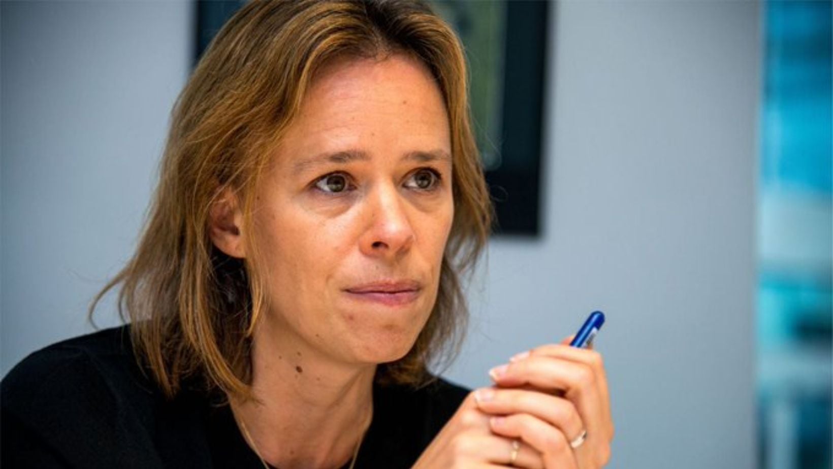 Caroline Désir. Ministra belga investigada  por escándalo de cocaína
Foto:X @DW_Life