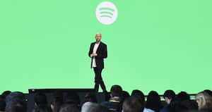 A los 35 años, el fundador y director ejecutivo de Spotify ya acumulaba una fortuna personal superior a los US$2.400 millones.