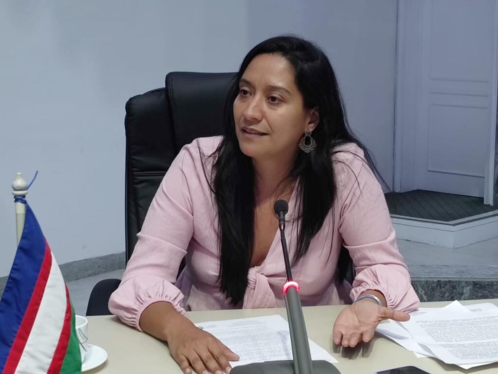 Ana Erazo, concejal de Cali, fue amenazada mientras hacía su trabajo.