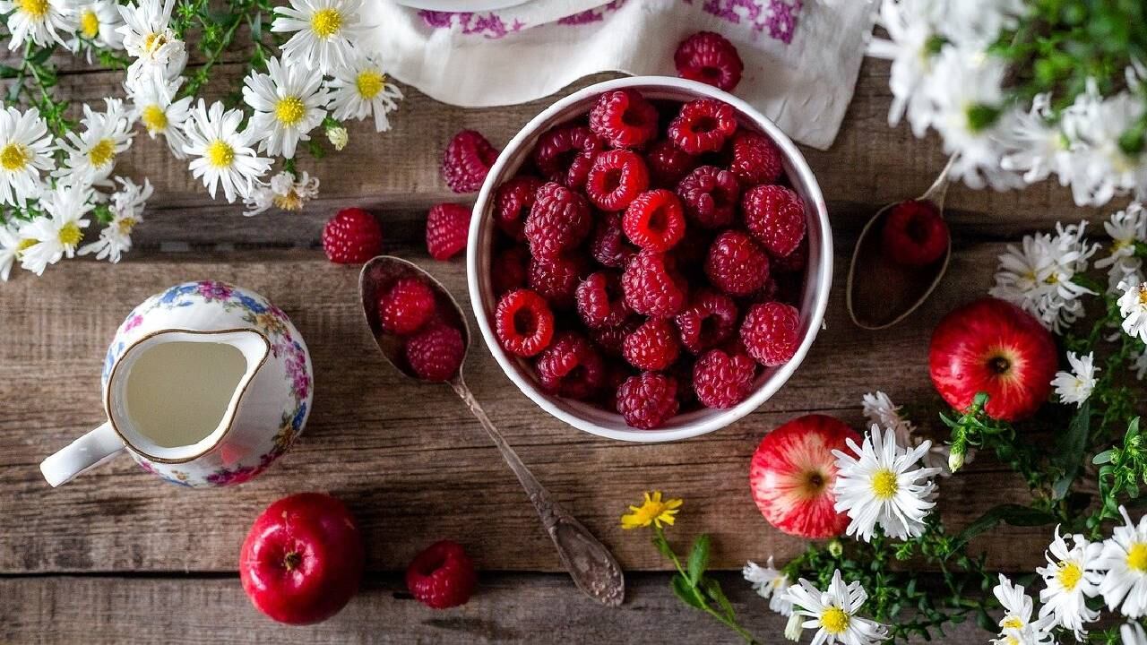 Las frambuesas son unas de las frutas con mayor nivel de fibra.