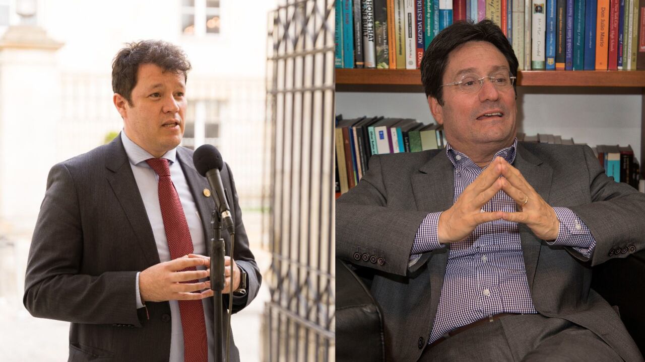 Con cifras en la mano, gobierno Duque respondió a Pacho Santos preocupación por el proceso de vacunación contra el coronavirus.