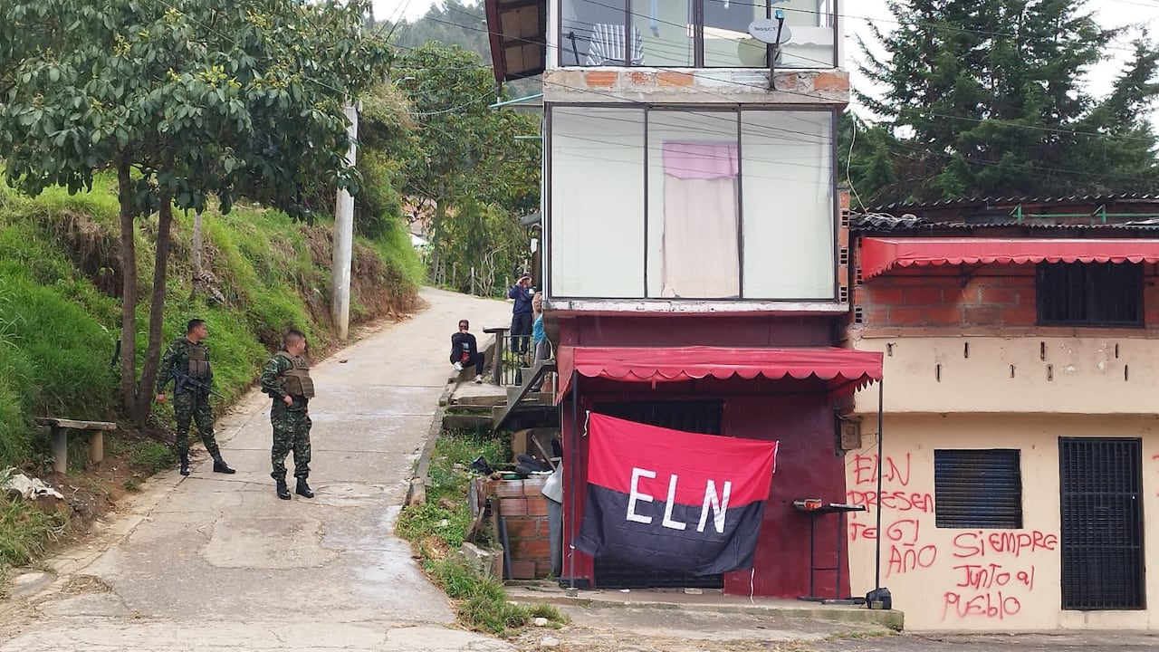 Bandera del ELN instalada en Yarumal.