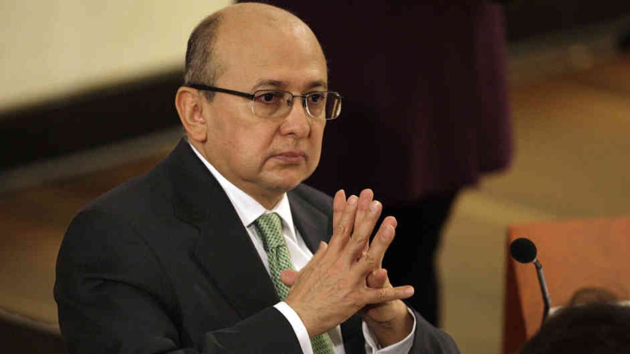 Montealegre propone que un fiscal 'ad hoc' sea el que investigue la ñeñepolítica