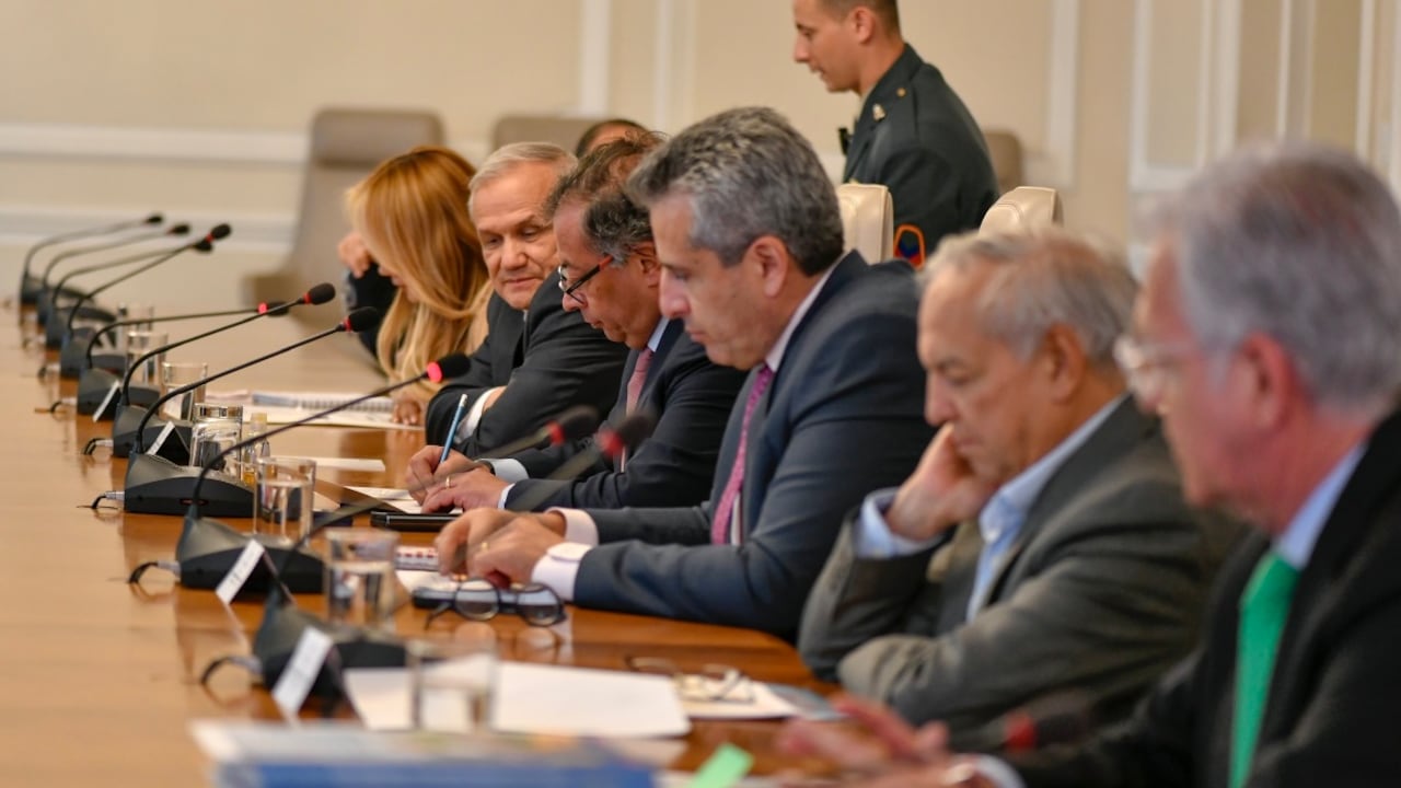 Reunión presidente Petro con 14 gobernadores electos