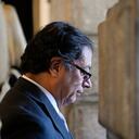 El presidente de Colombia, Gustavo Petro, sale al final de su reunión con el homólogo portugués, Marcelo Rebelo de Sousa, del Palacio Presidencial de Belem, el 7 de mayo de 2023, en Lisboa (Portugal)