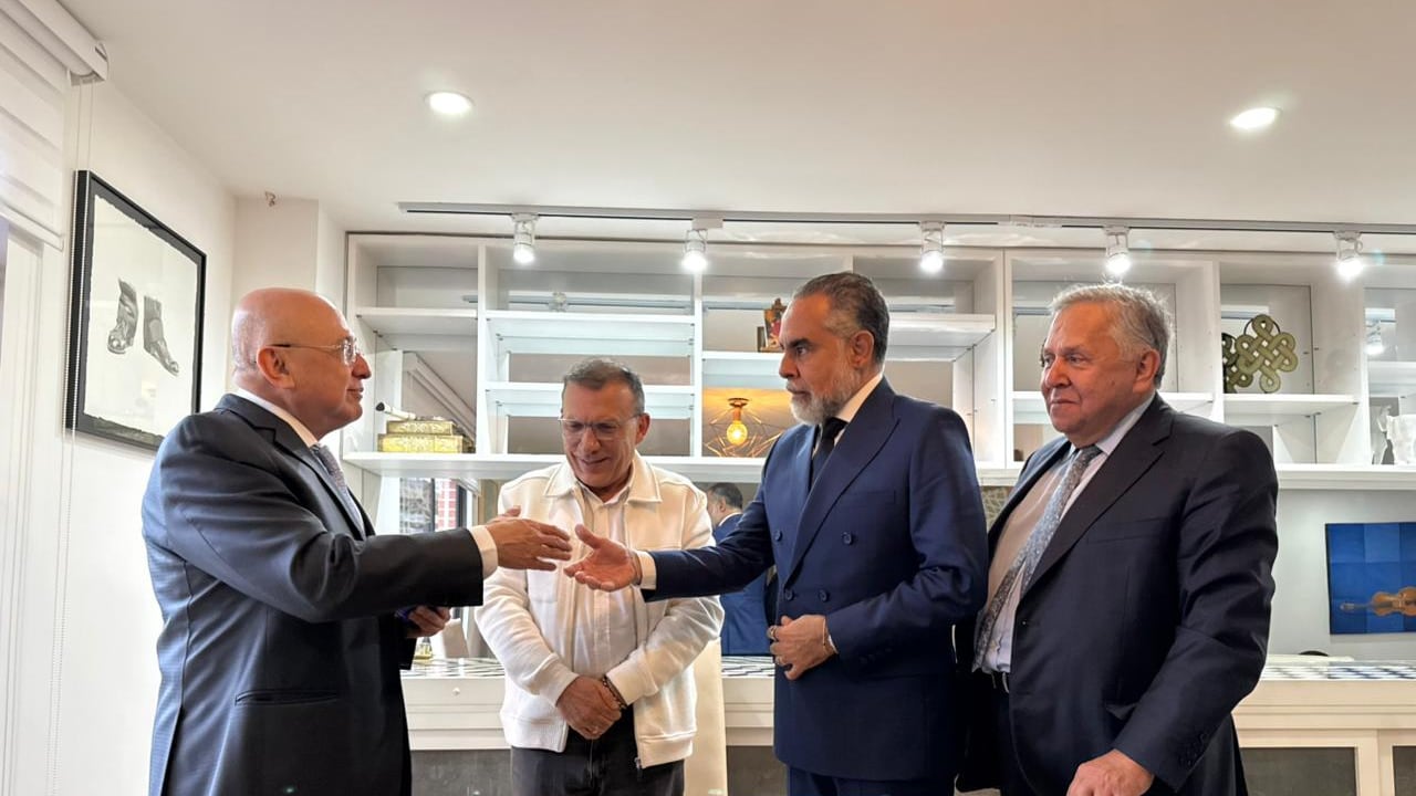 Los ministros Armando Benedetti y Eduardo Montealegre se reconciliaron.