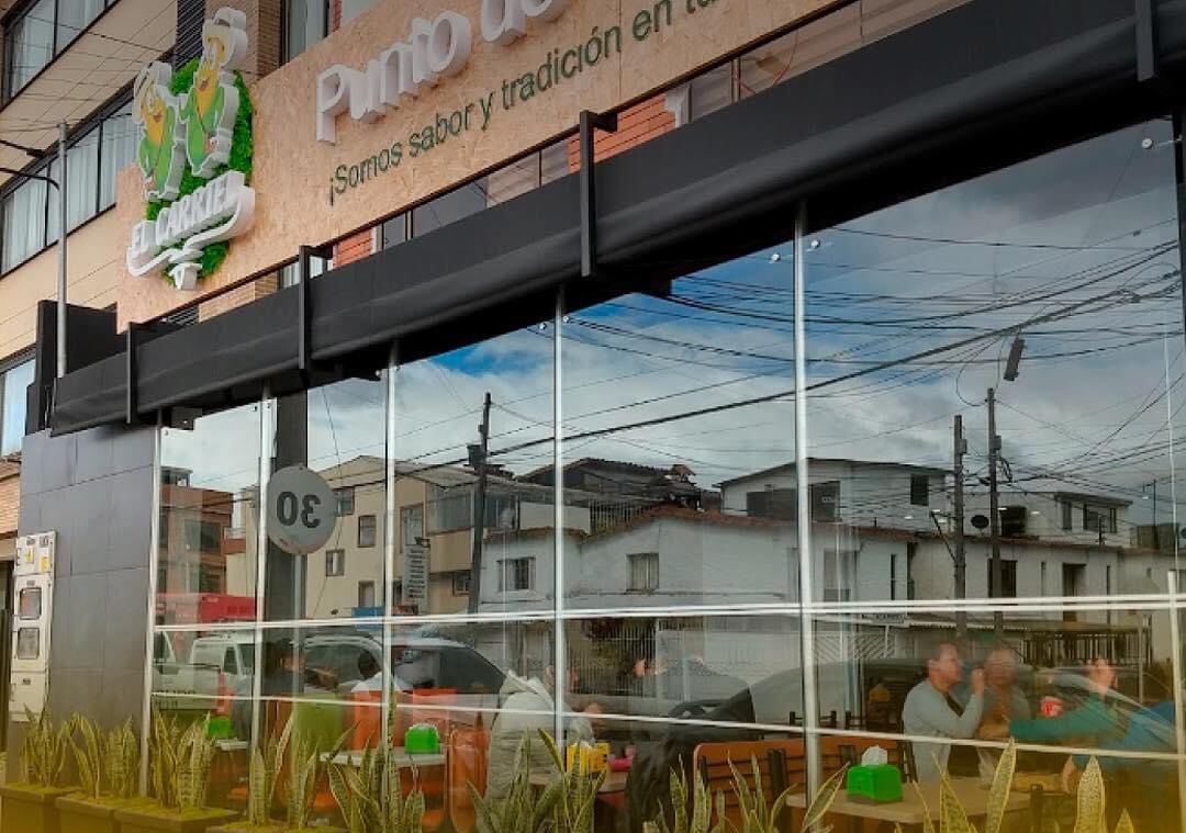 El comerciante fue identificado como Luis Alfonso Valencia, fundador de Arepas El Carriel