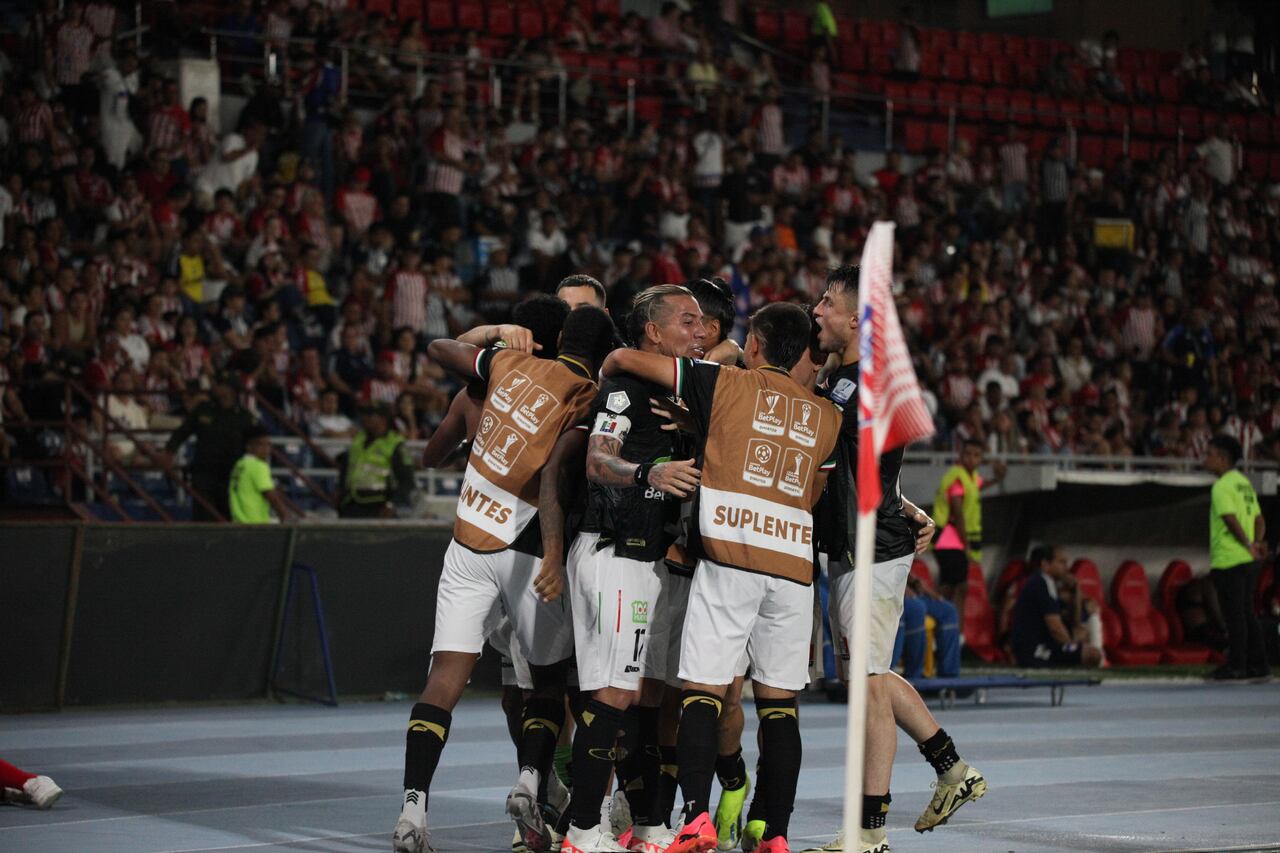 Once Caldas venció a Junior en Barranquilla y sueña con la final de la Liga Betplay 2024-II.