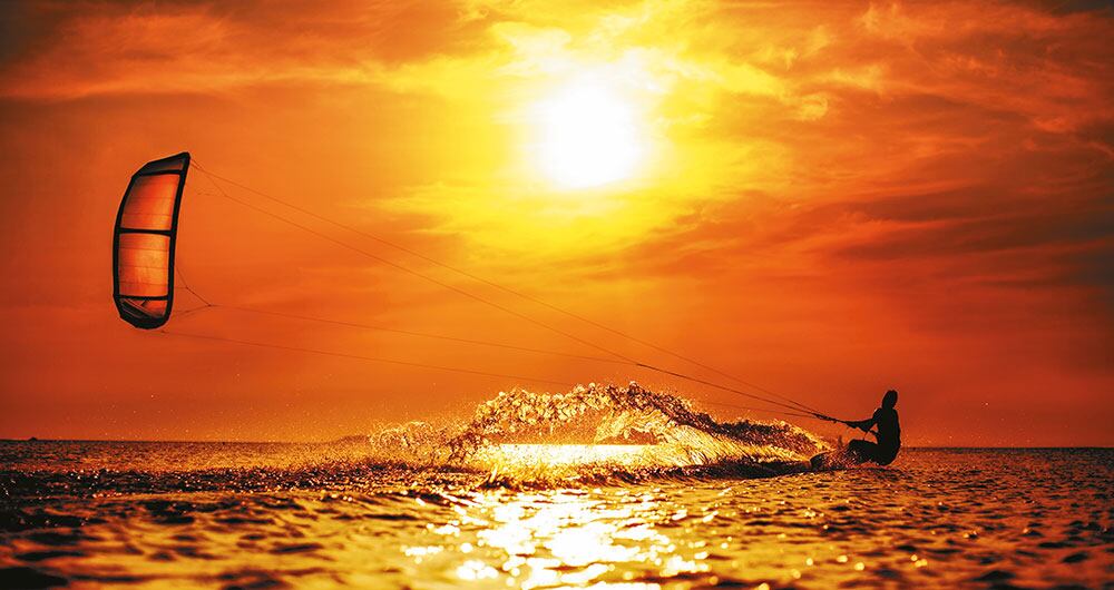 Atardecer en el punto más al norte de América del Sur. Cerca de 60 turistas extranjeros llegan cada mes a una de las escuelas de La Guajira.