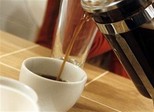 Lo recomendado, según los expertos, es tomar entre una y tres tazas diarias de café. Foto: Sxc