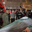 La actividad en la que se usaron símbolos nazi se llevó a cabo en Tuluá. La Policía ofreció excusas y anunció la destitución del director de la escuela de la institución en ese municipio.