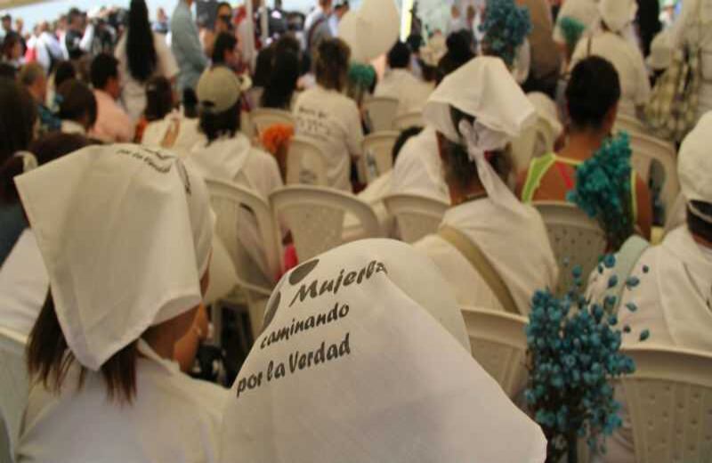 La Sala de Justicia y Paz del Tribunal Superior de Medellín logró dar fe de 313 desaparecidos del Bloque Cacique Nutibara. De ellos, 44 pudieron haber sido enterrados en sitios cercanos a la primera excavación. Foto:Pablo Andrés Monsalve