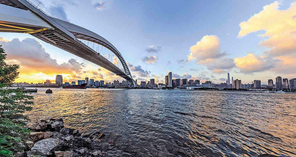 Unir por vía marítima a China con Europa, África y América Latina es el gran objetivo del Cinturón y la Ruta.