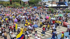 Este miércoles 1 de mayo se conmemora el Día Internacional del Trabajo en Colombia, por medio de una jornada en la que es habitual que los trabajadores, sindicatos y centrales obreras salgan a las calles de las principales ciudades del país como Cali. El gobierno del presidente Gustavo Petro ha aprovechado esta ocasión para convocar manifestaciones que demuestren apoyo hacia su administración y todas las reformas sociales que viene adelantando en el Congreso