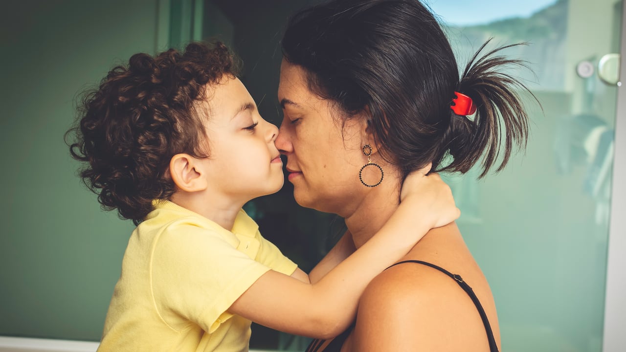 Los datos muestran que el impacto de la pandemia recayó de manera sustancial y desproporcionada sobre las madres solteras.
