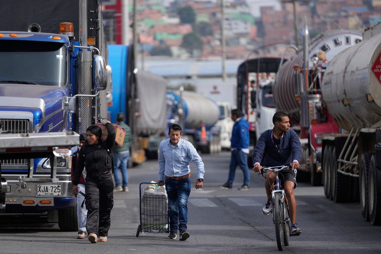 Paro camioneros y transportadores