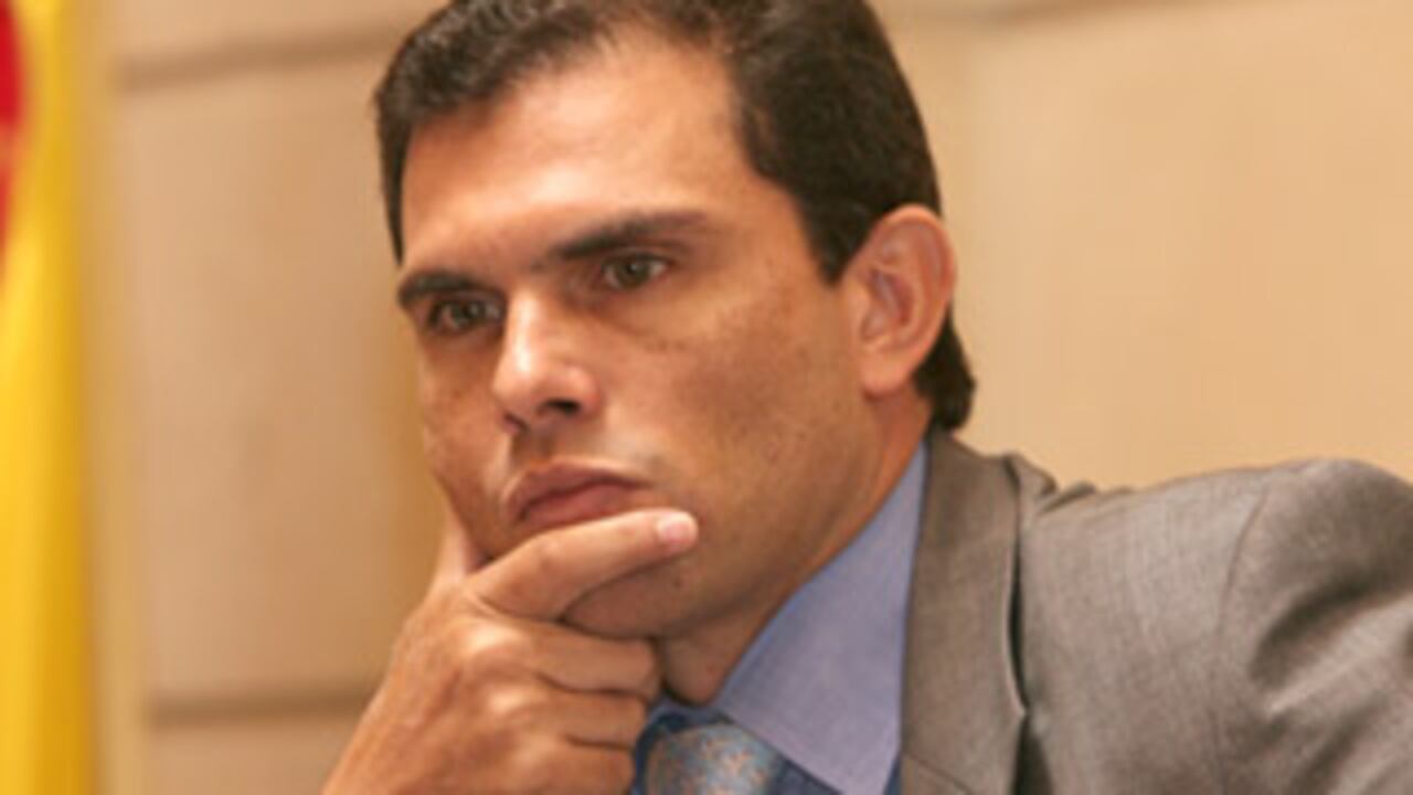 El senador Álvaro Araújo.