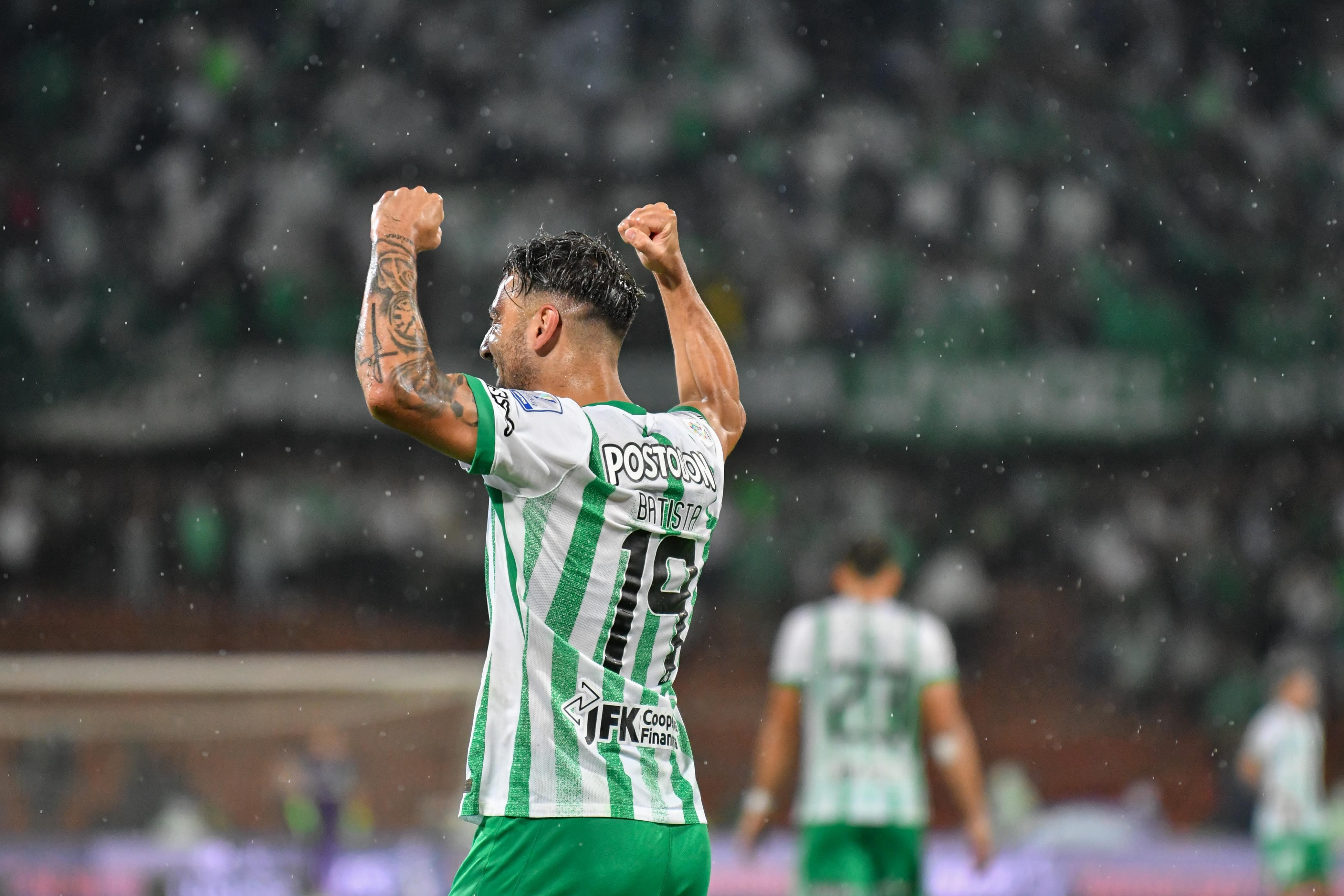 Atlético Nacional no pudo mantener su ventaja sobre Santa Fe.