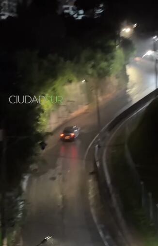 Muchos conductores no pueden con la inclinación de la vía ubicada en el municipio de Sabaneta, Antioquia.