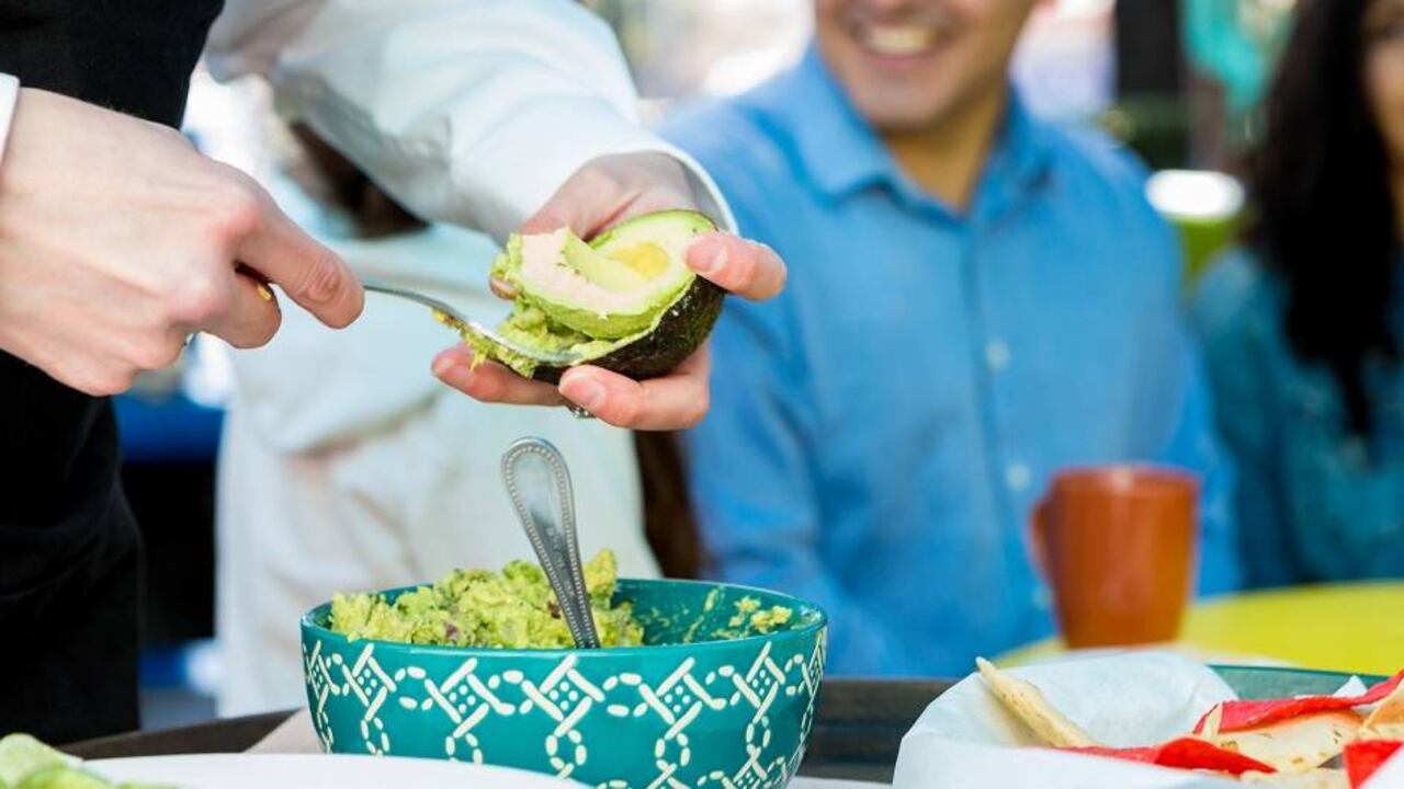 Mientras que en México ya no se consigue guacamole "original", en Colombia las exportaciones de aguacate vienen creciendo.