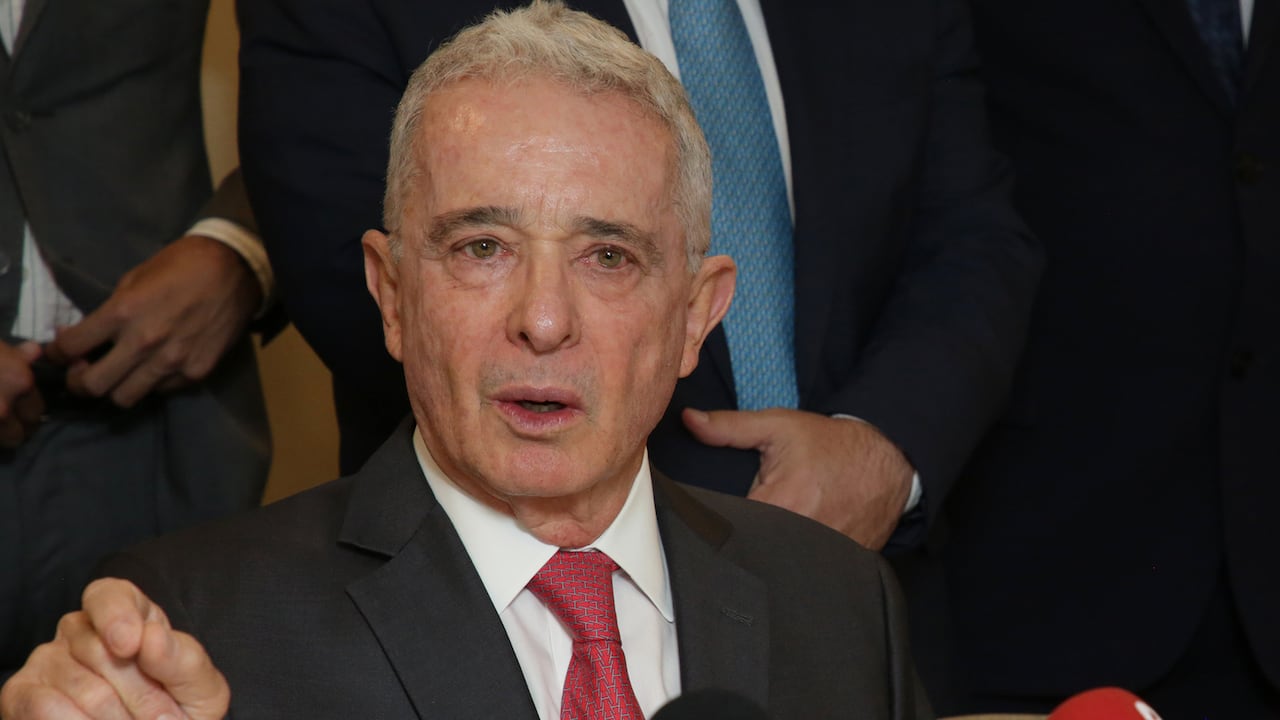 Álvaro Uribe Velez