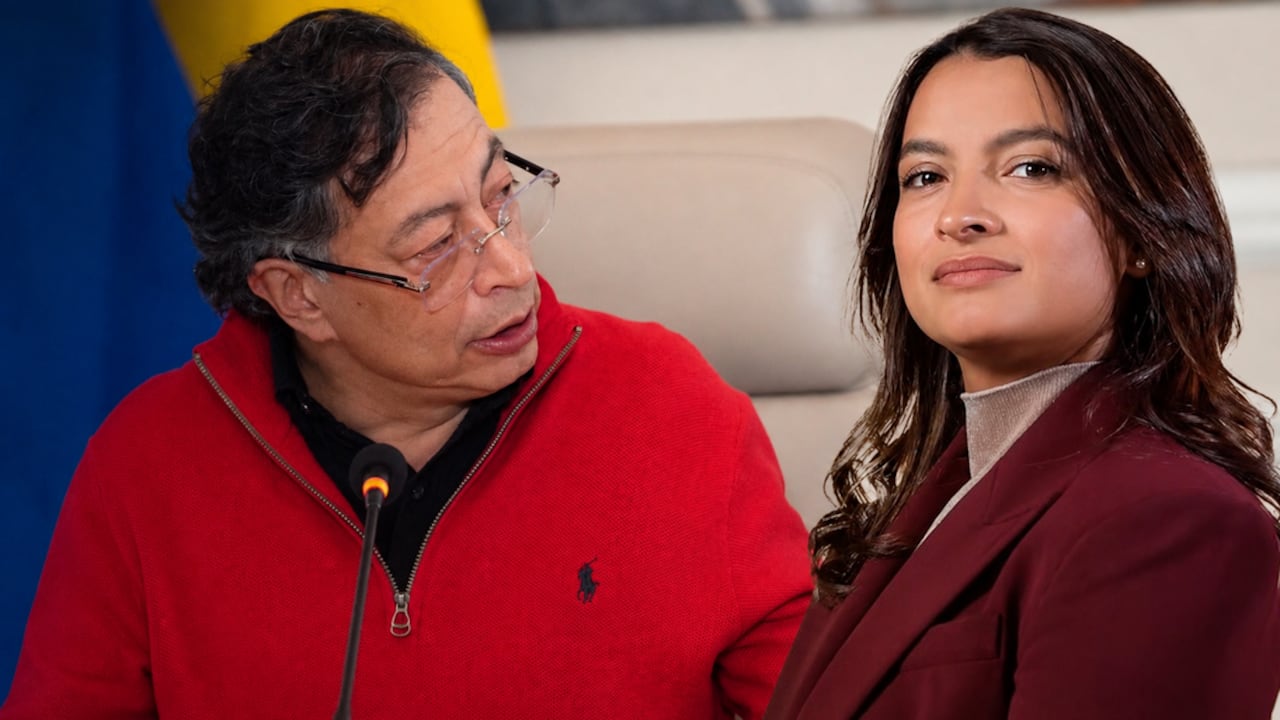 El expresidente Gustavo Petro y Andrea Petro, una de sus hijas