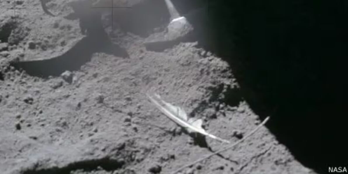 Ambos objetos cayeron como se esperaba, validando la teoría.