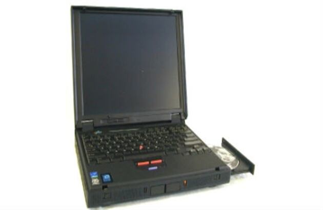 1997 Thinkpad 770 primera con DVD-ROM integrado