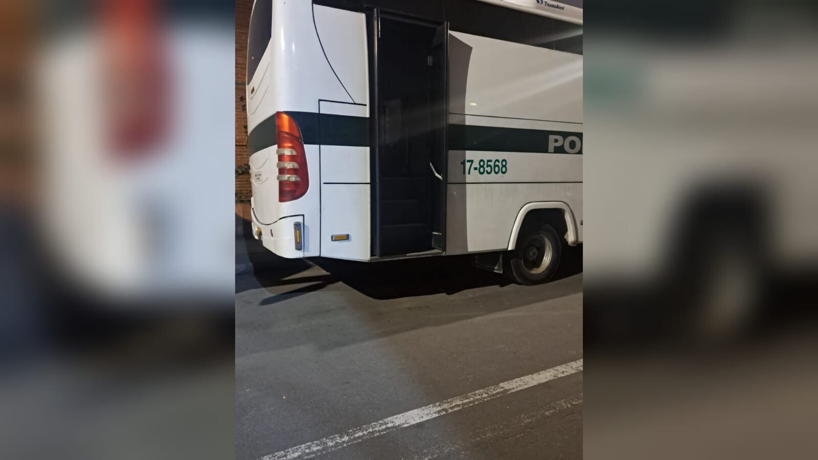En este bus murió en extrañas circunstancias Anderson Beltrán. La Policía dice que fue un suicidio y los familiares de la víctima que fue un homicidio.
