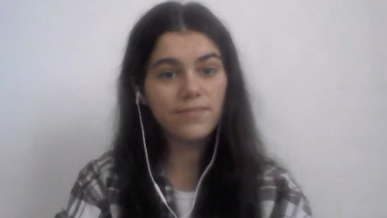 Puedo tener un tenedor y pensar en clavarlo a mi pareja: mujer diagnosticada con Trastorno Obsesivo Compulsivo