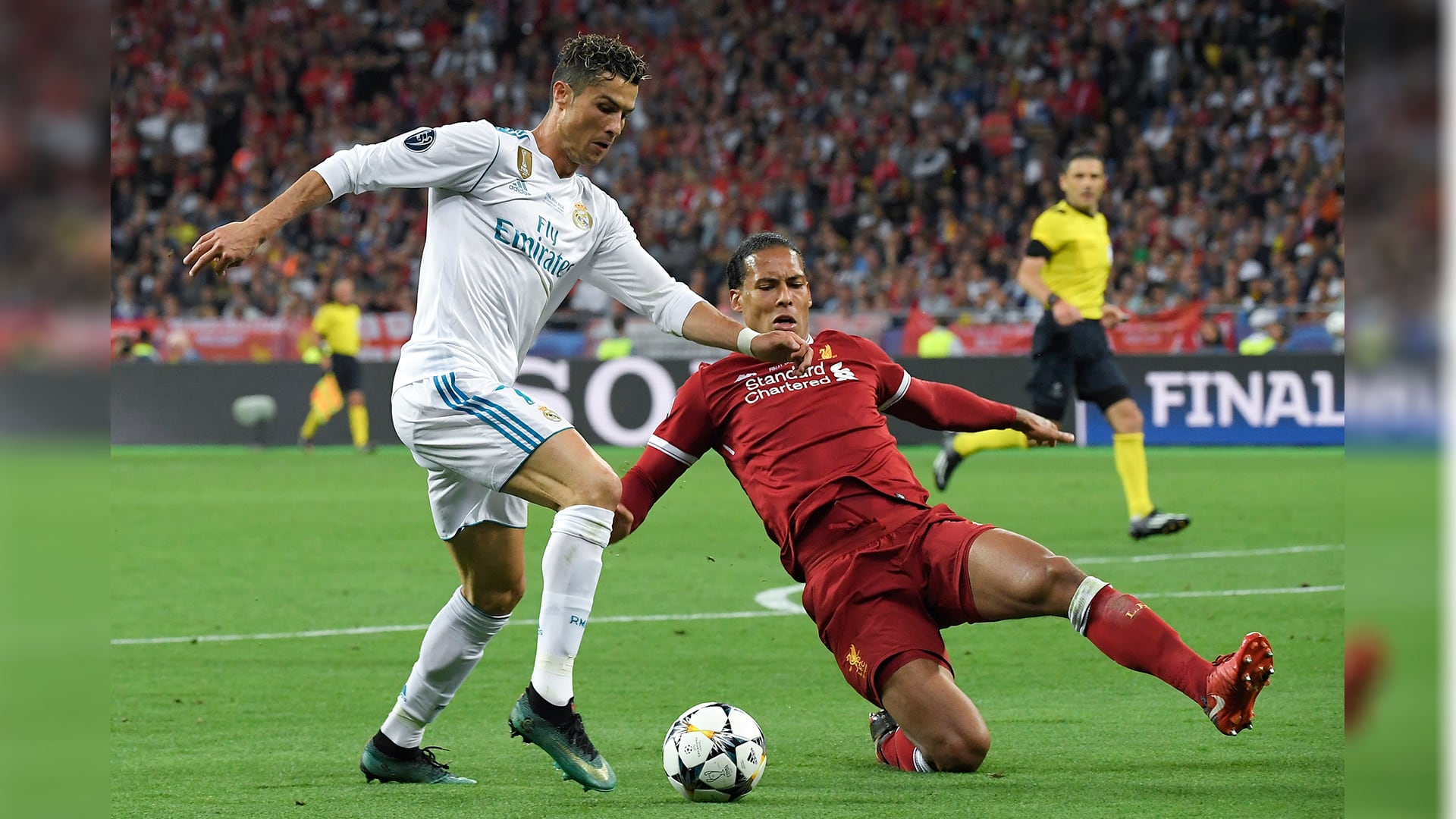 En 2017, el Real Madrid aseguró
las piernas de Cristiano Ronaldo con una póliza de indemnización de 100 millones de euros.