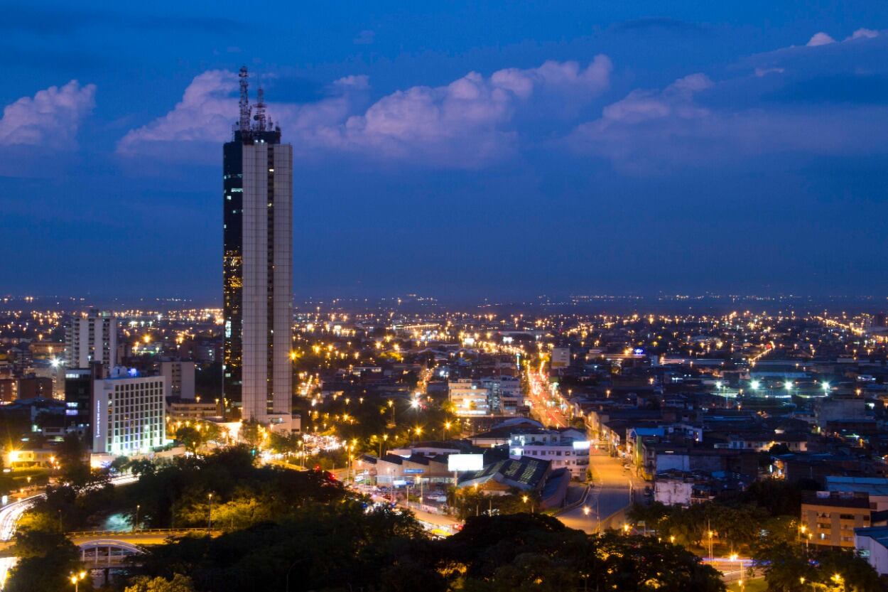 La caleñidad, su gente y tradiciones también son una opción turística.