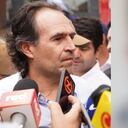 Fico Gutiérrez reprocha golpiza a menor de tres años en Itagüí.