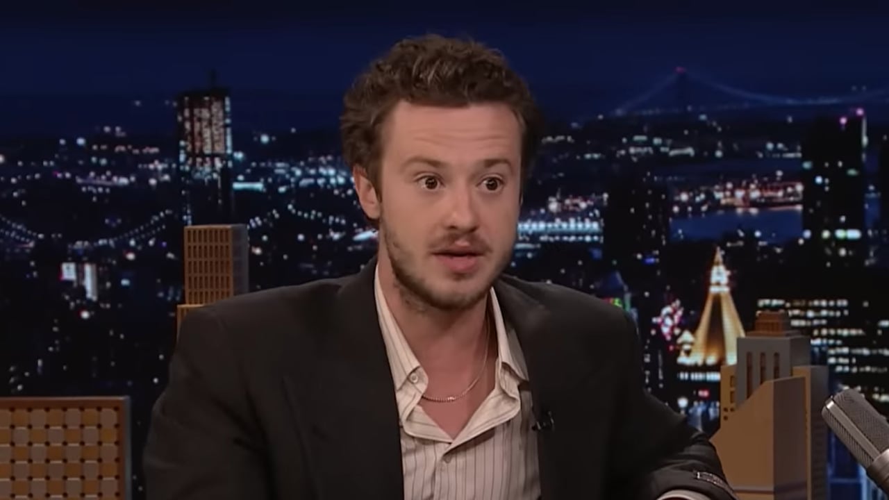 El actor inglés dejó un interrogante sobre su personaje en la próxima temporada de la serie.