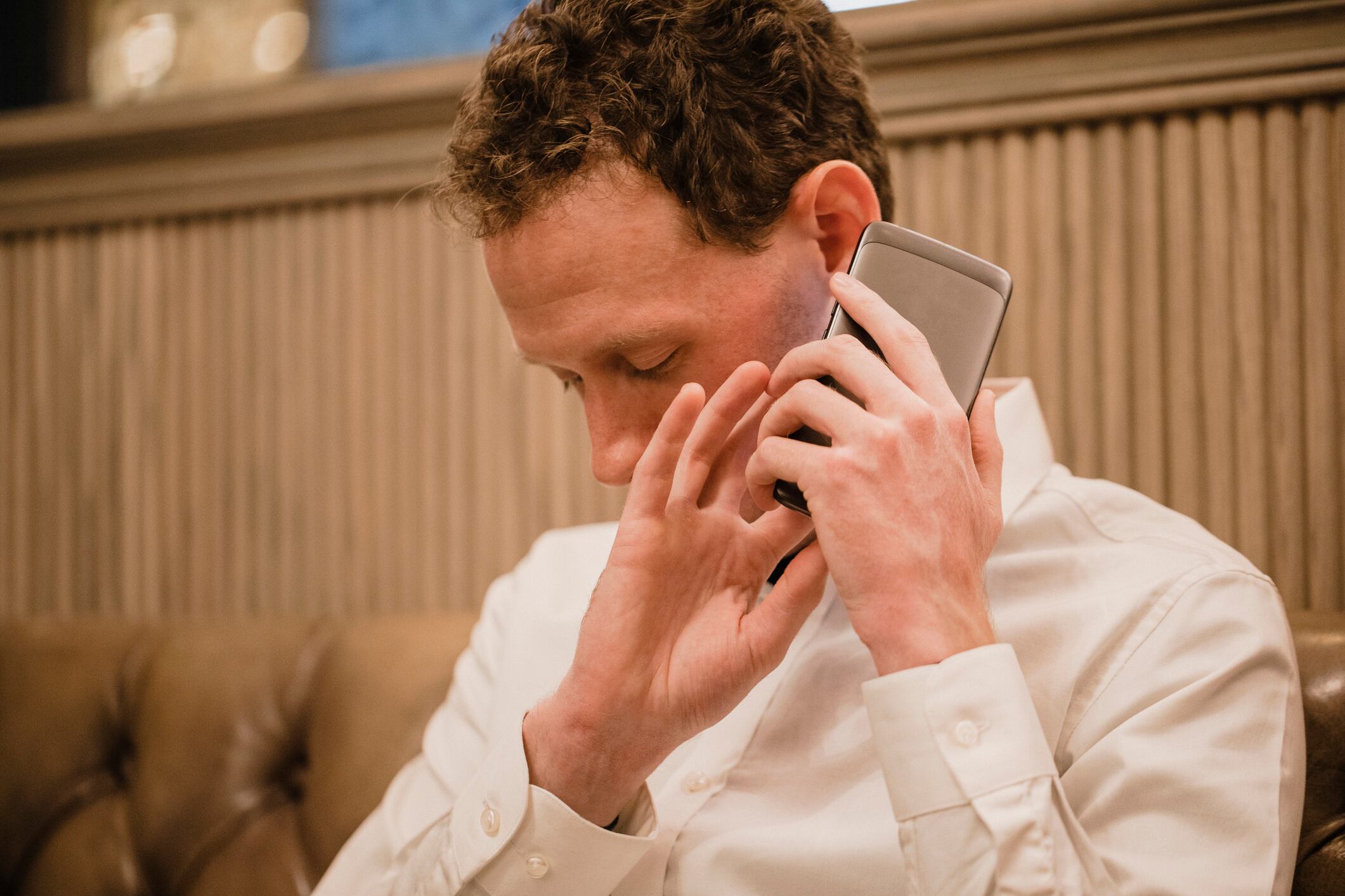 Android permite potenciar el audio del teléfono para ayudar a usuarios que problemas de audición.