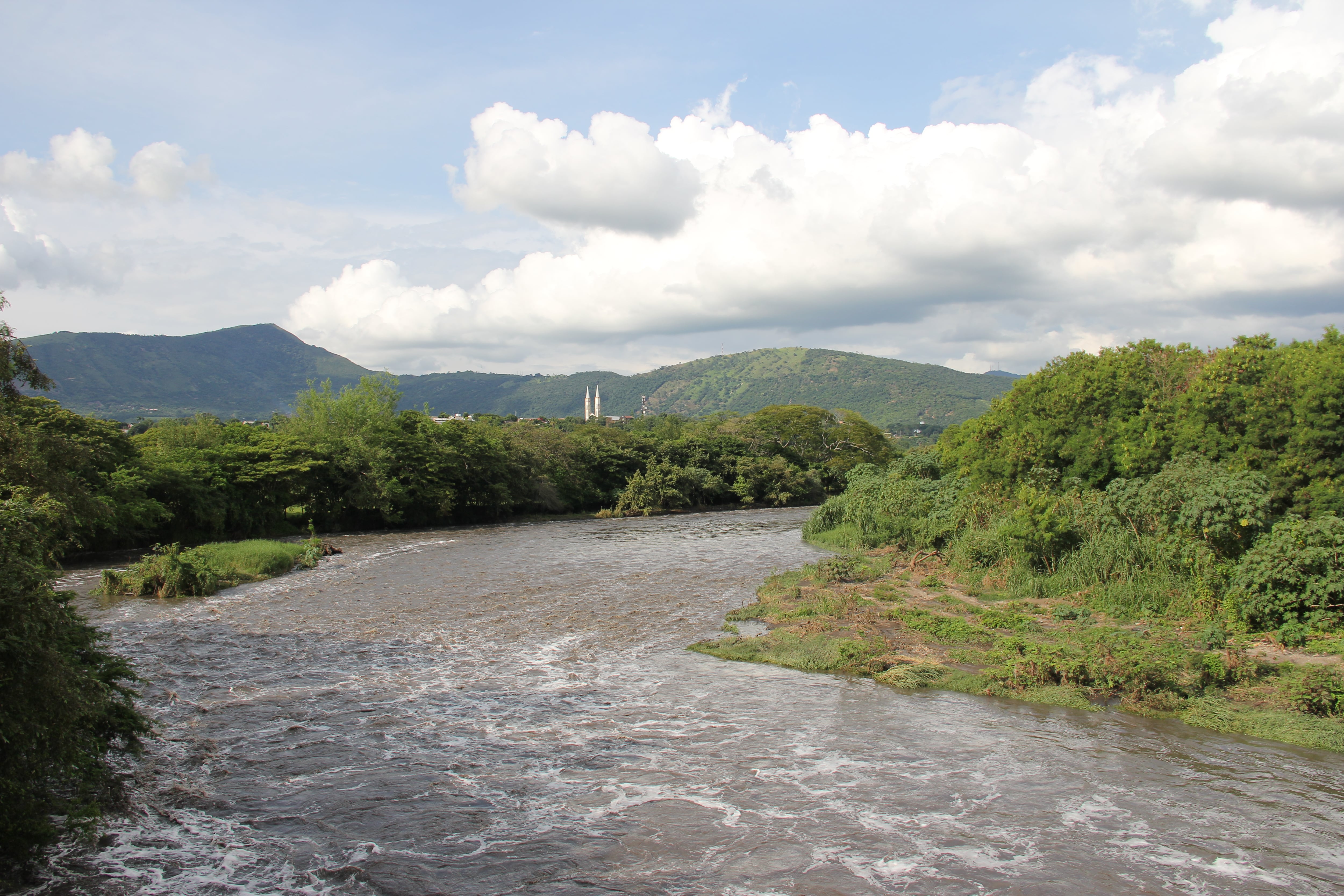 Cada uno de los sectores presentes en la cuenca del río Bogotá tiene un papel fundamental en su recuperación.