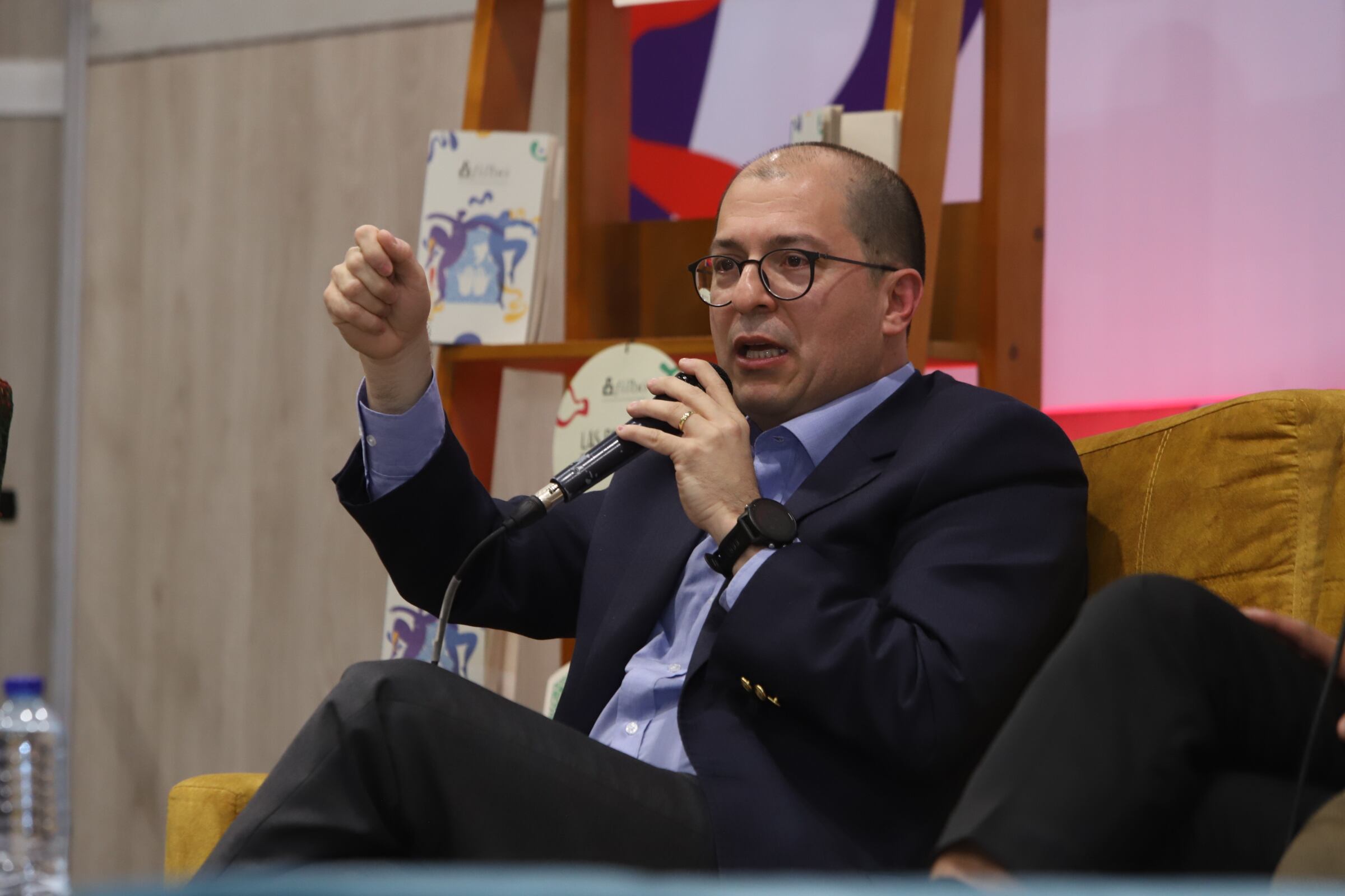 Lanzamiento del  libro “El Fiscal”. Conversación con Giovanni Celis- Director de Red más y Yesid Lancheros- Director de la revista Semana
