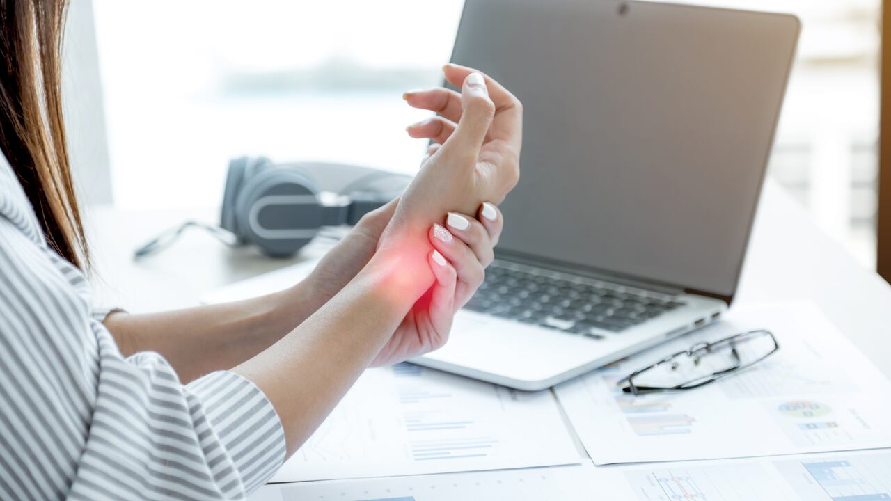 La tendinitis es más común en los codos, talones, hombros o muñecas.