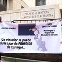 Los manifestantes le piden a la Corte Constitucional que no derogue la ley.