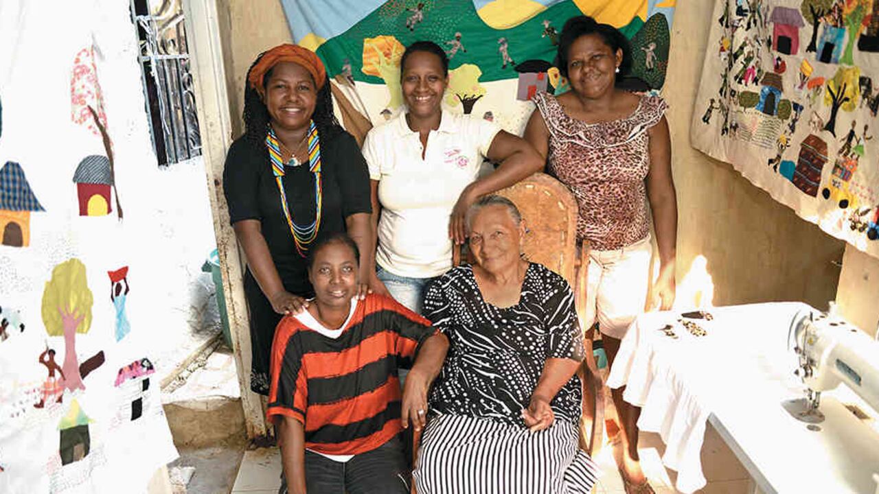 "No queríamos callar, queríamos sanar y ya estábamos decididas. Así que buscamos la forma para que mundo supiera lo que habíamos vivido", señalan las tejedoras.