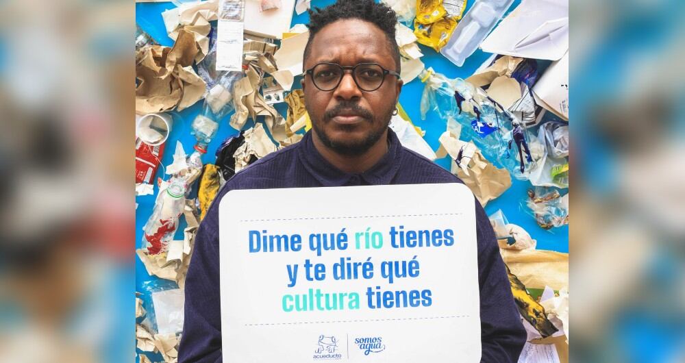 Con fotografías, los ciudadanos muestran la experiencia de estar en un río sepultado por basuras