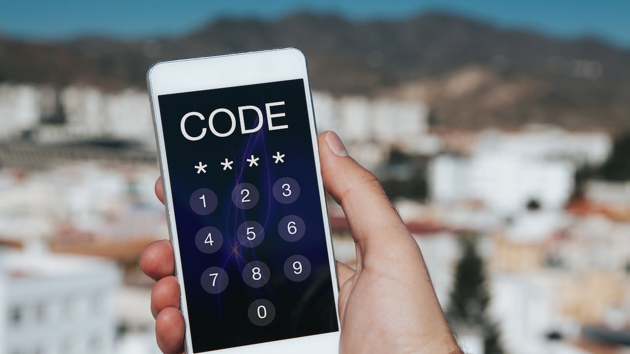 Imagen de referencia de un celular.