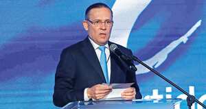 EFRAÍN CEPEDA Director del Partido Conservador