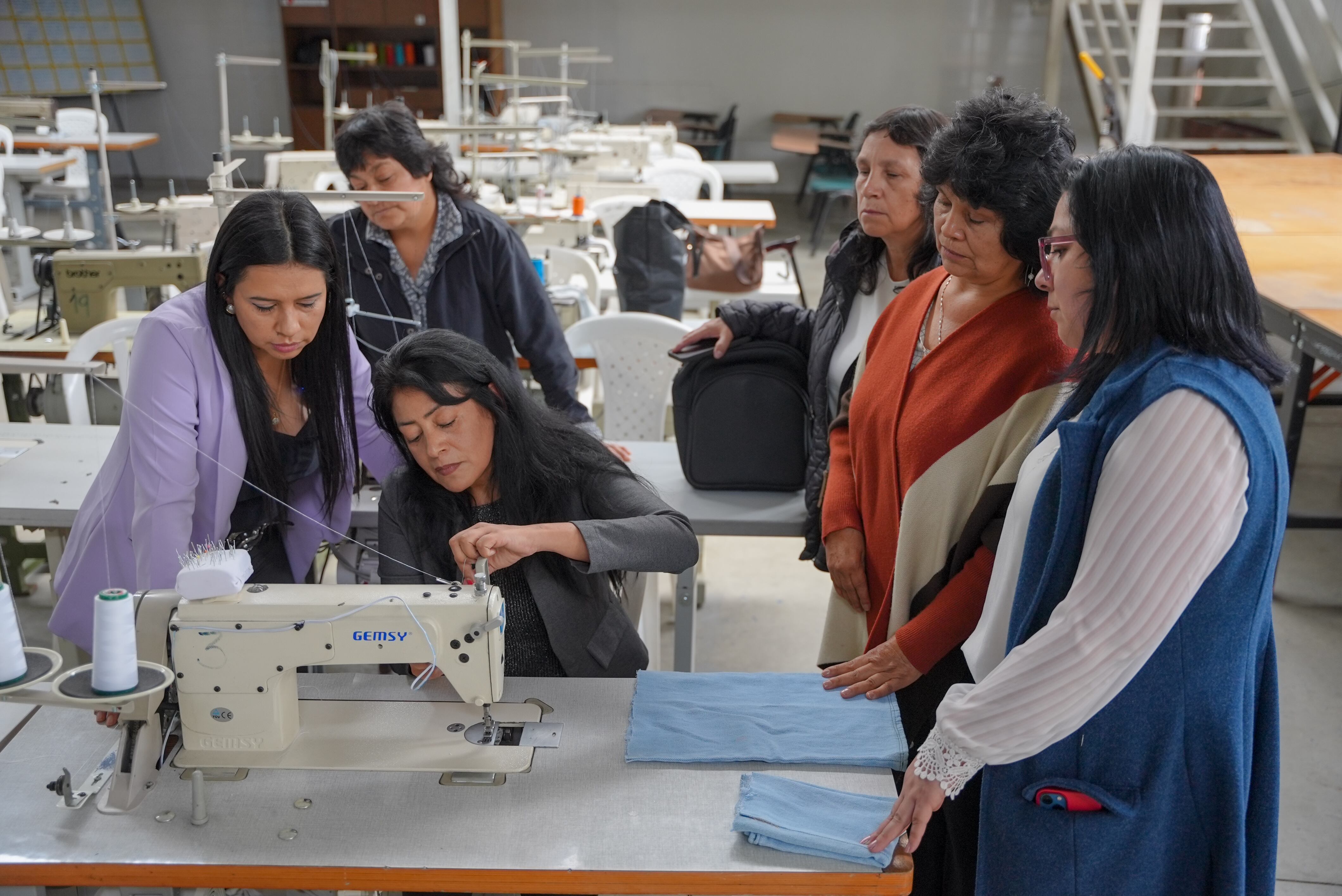 Alrededor de 20.000 emprendimientos de todo el país se beneficiaron en 2024 con apoyos económicos, capacitaciones y ferias de innovación organizadas por iNNpulsa Colombia.