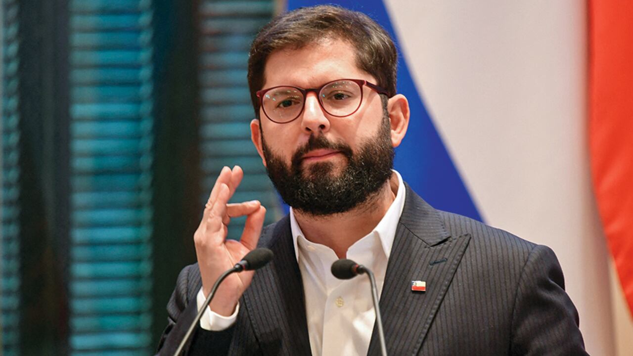 El gobierno de Chile convocó una reunión para tratar la emergencia, el presidente Gabriel Boric está monitoreando la situación.