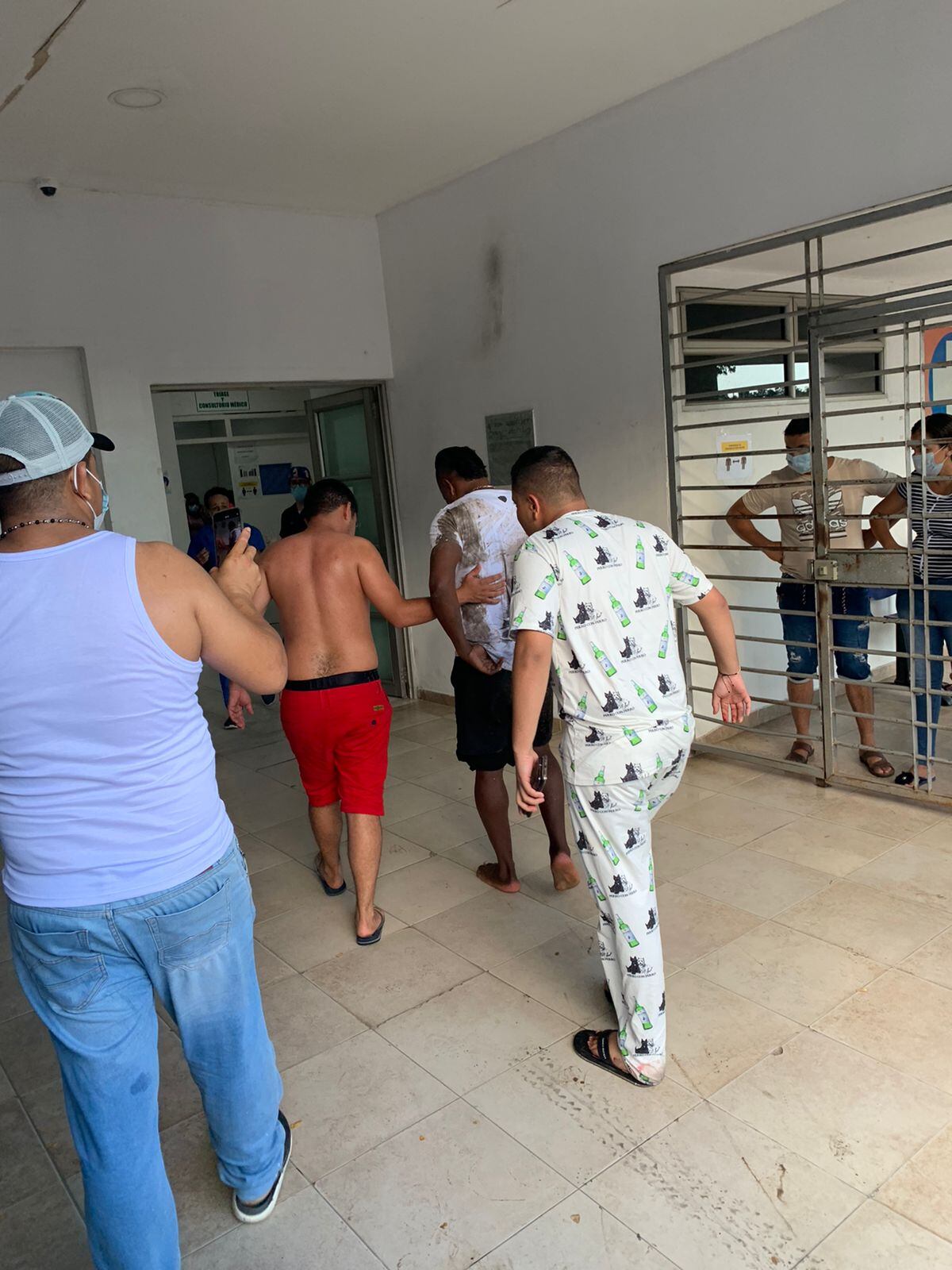 Se accidenta bus donde viajaba el cantautor vallenato Omar Geles