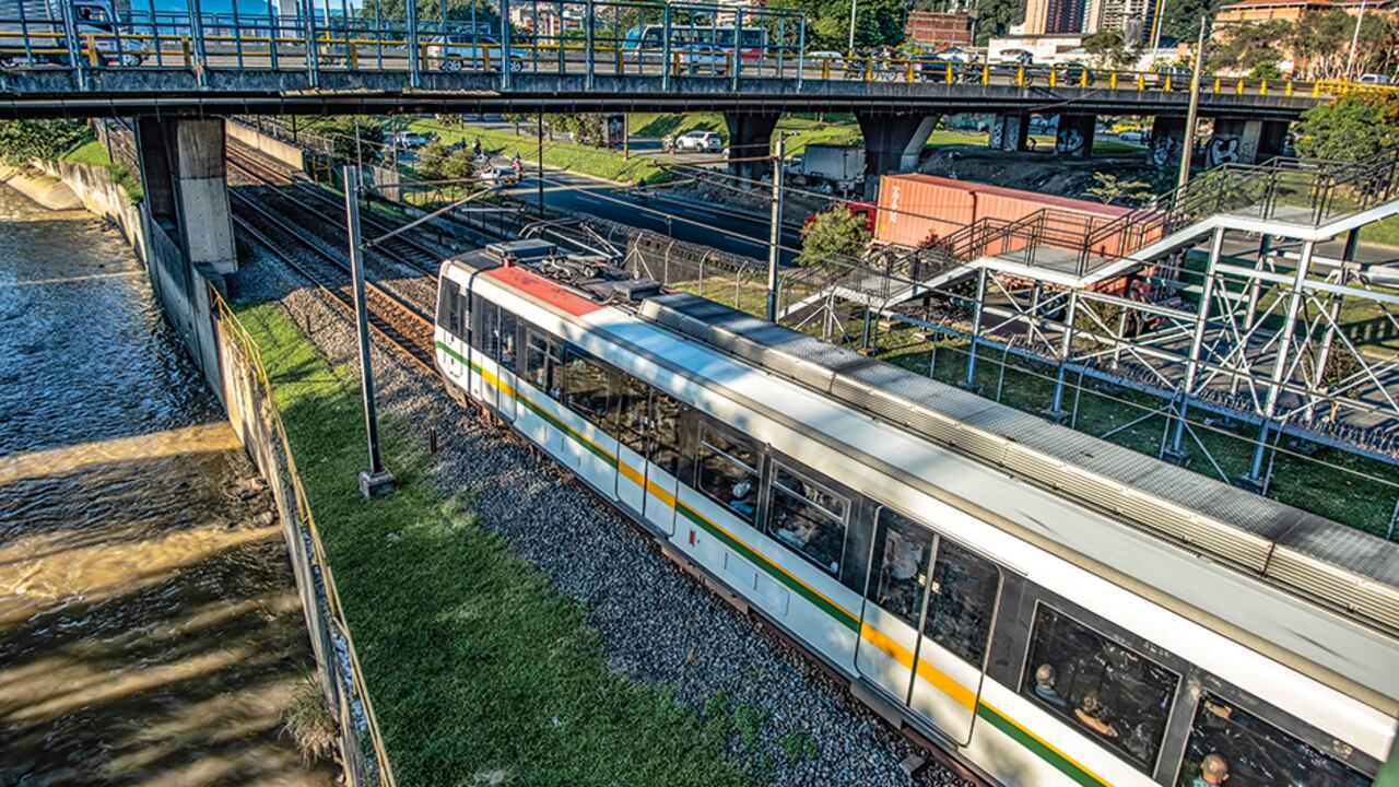 El trágico hecho ocurrió en uno de los rieles del metro.